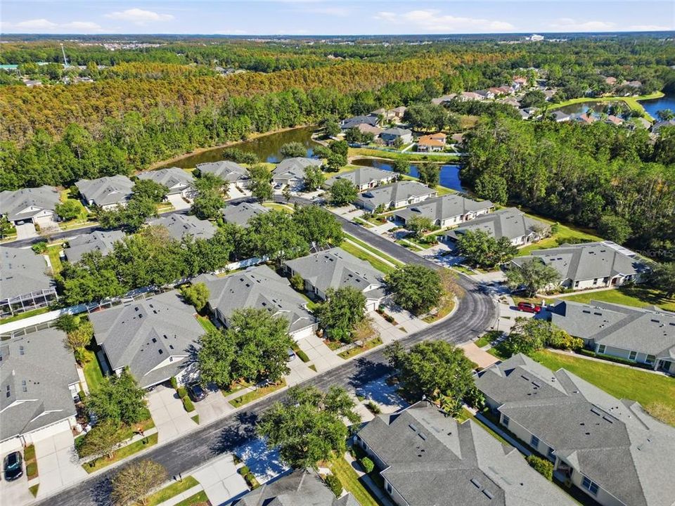 На продажу: $349,000 (2 спален, 2 ванн, 1525 Квадратных фут)