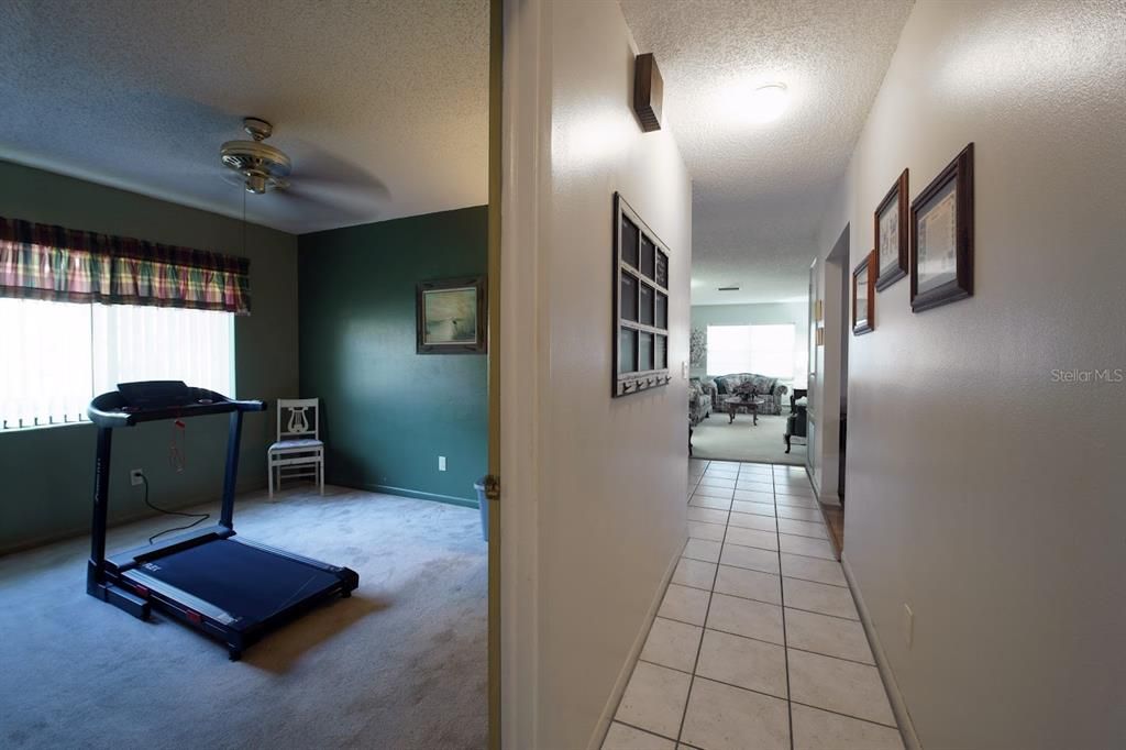 Под контрактом: $424,900 (3 спален, 2 ванн, 1596 Квадратных фут)