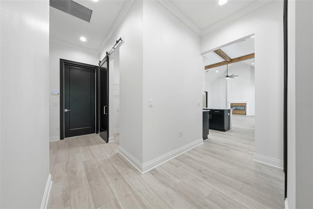 На продажу: $947,000 (3 спален, 2 ванн, 2832 Квадратных фут)