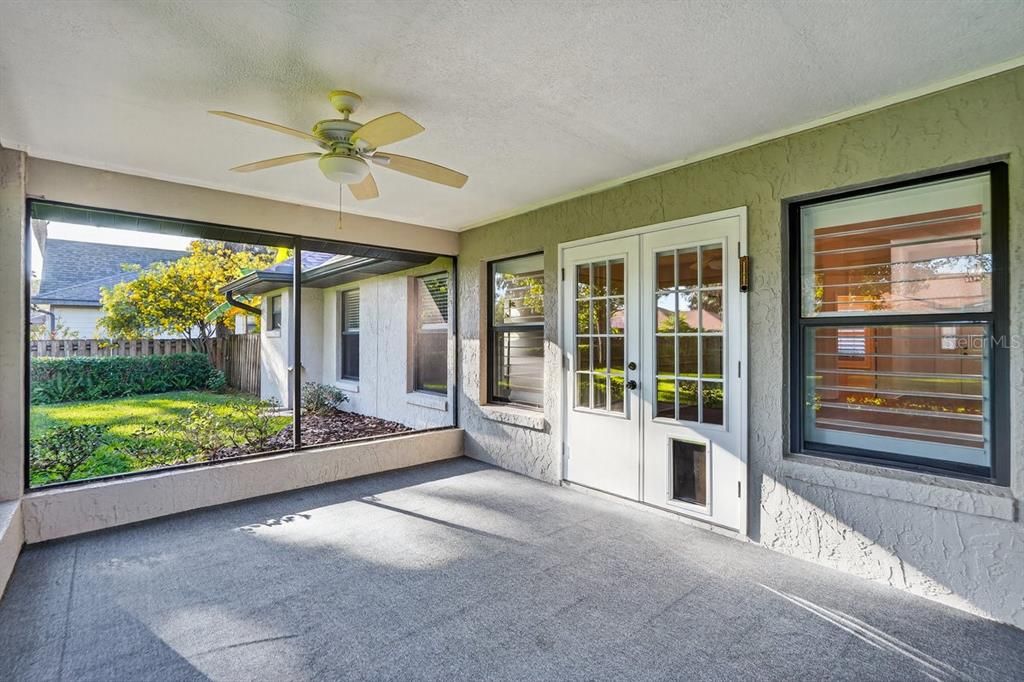 На продажу: $418,500 (3 спален, 2 ванн, 2022 Квадратных фут)