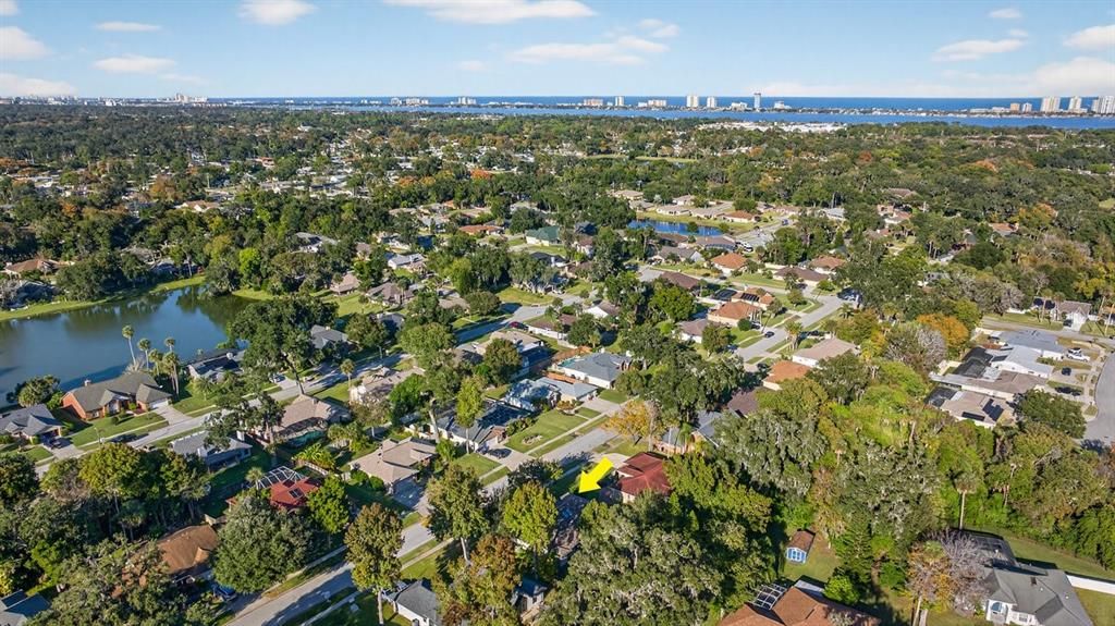 На продажу: $418,500 (3 спален, 2 ванн, 2022 Квадратных фут)