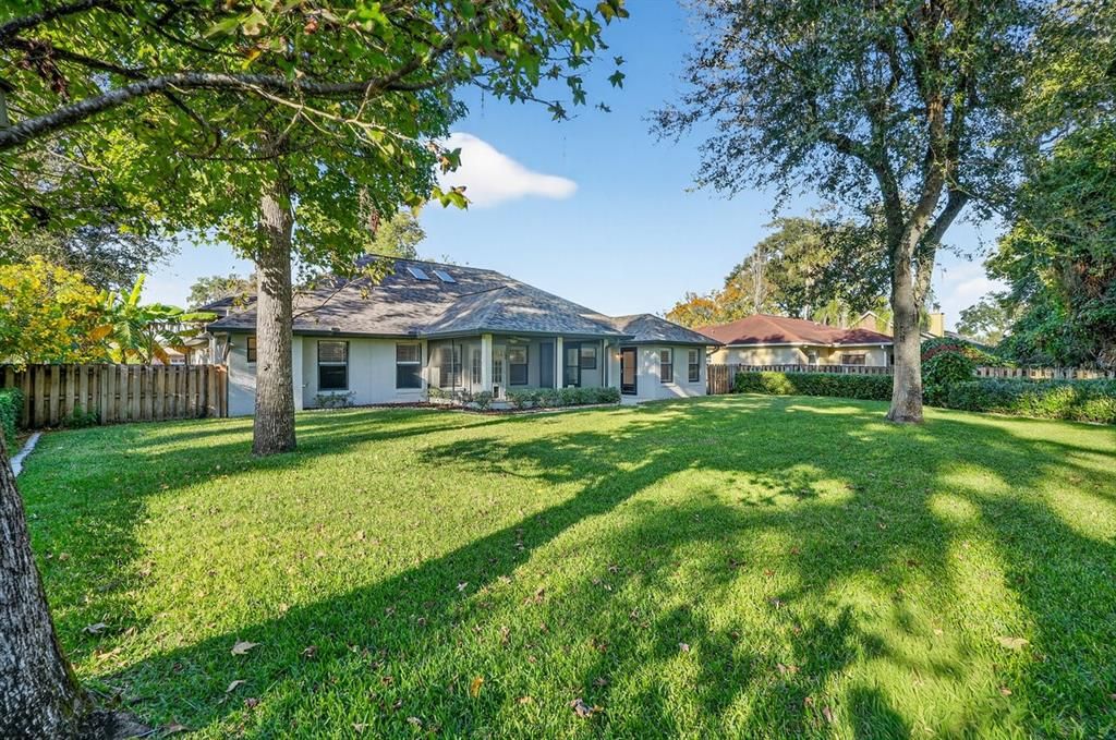 На продажу: $418,500 (3 спален, 2 ванн, 2022 Квадратных фут)