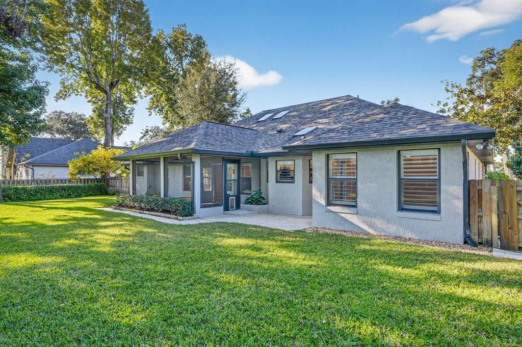 На продажу: $418,500 (3 спален, 2 ванн, 2022 Квадратных фут)