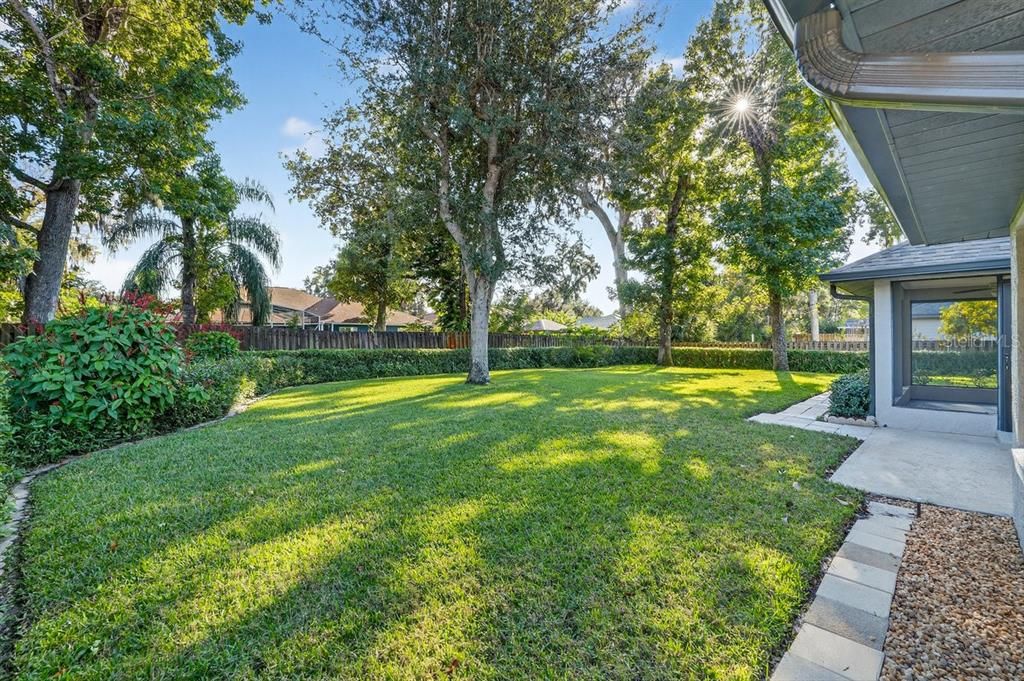 На продажу: $418,500 (3 спален, 2 ванн, 2022 Квадратных фут)