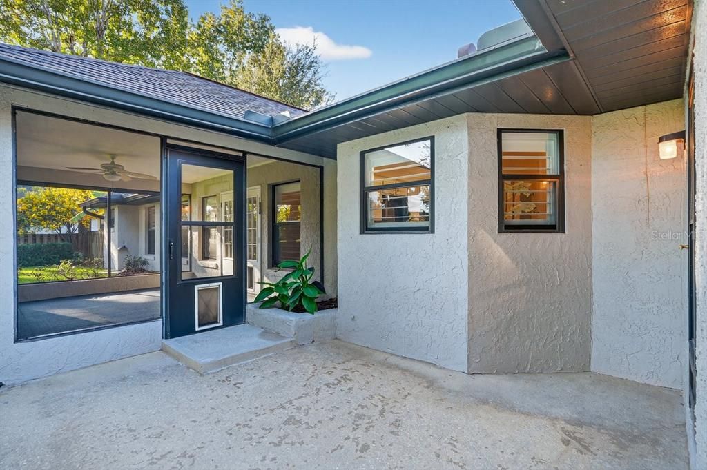 На продажу: $418,500 (3 спален, 2 ванн, 2022 Квадратных фут)