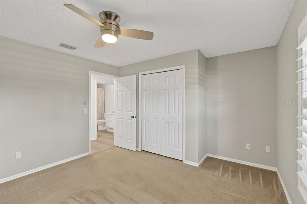 На продажу: $418,500 (3 спален, 2 ванн, 2022 Квадратных фут)