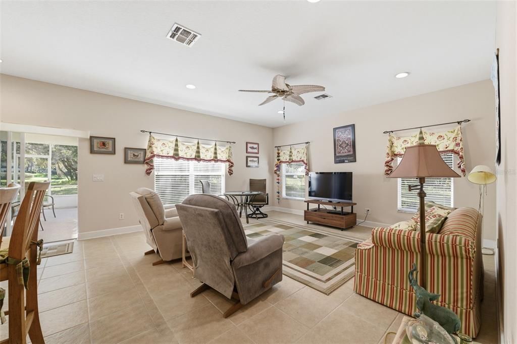 For Sale: $310,000 (3 beds, 2 baths, 2026 Square Feet)