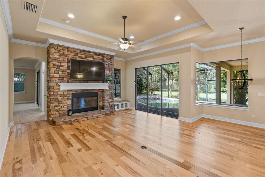 待售: $1,275,000 (4 贝兹, 3 浴室, 2811 平方英尺)