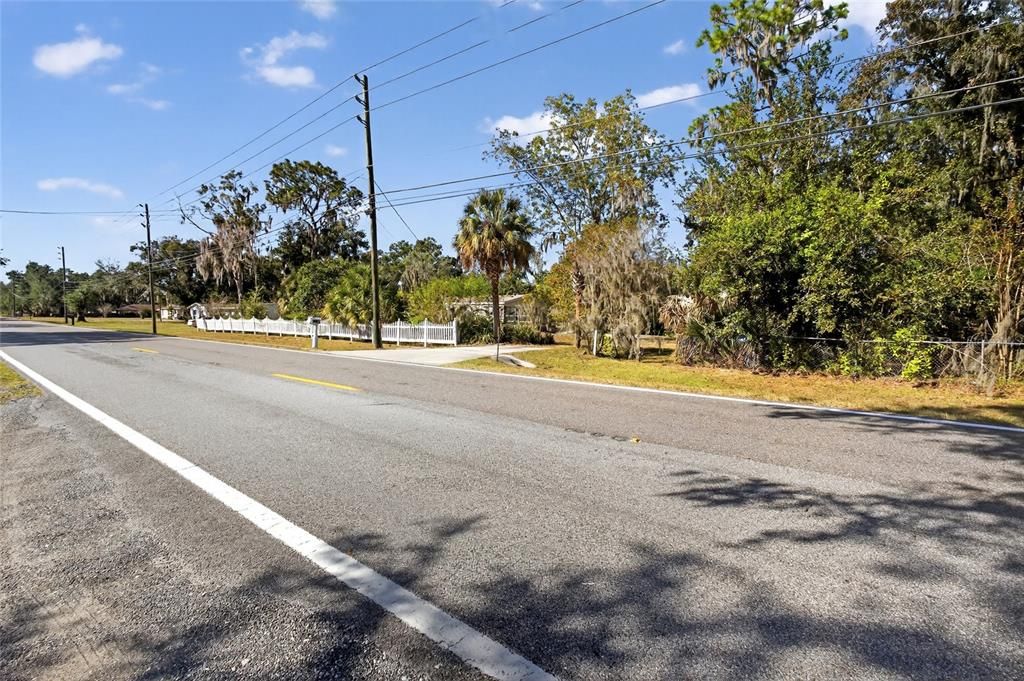 For Sale: $250,000 (3 beds, 2 baths, 1904 Square Feet)