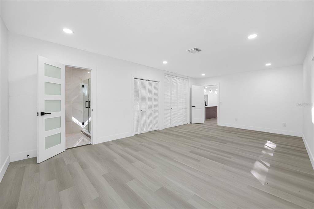 待售: $575,000 (5 贝兹, 3 浴室, 2568 平方英尺)