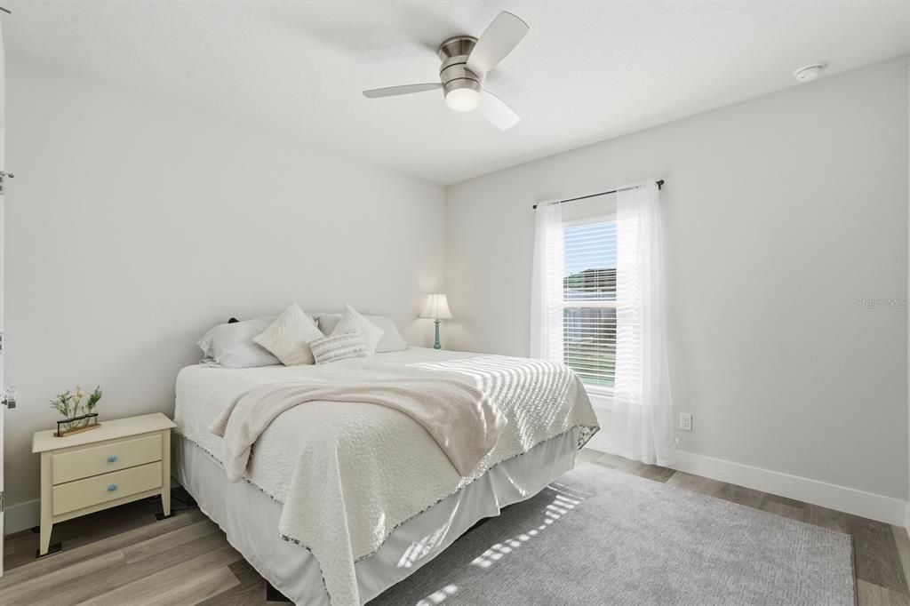 Active With Contract: $339,000 (3 beds, 2 baths, 1721 Square Feet)