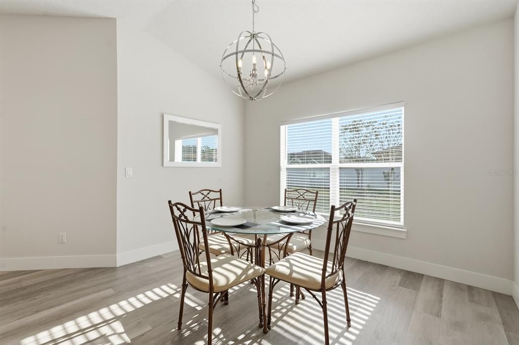 Active With Contract: $339,000 (3 beds, 2 baths, 1721 Square Feet)