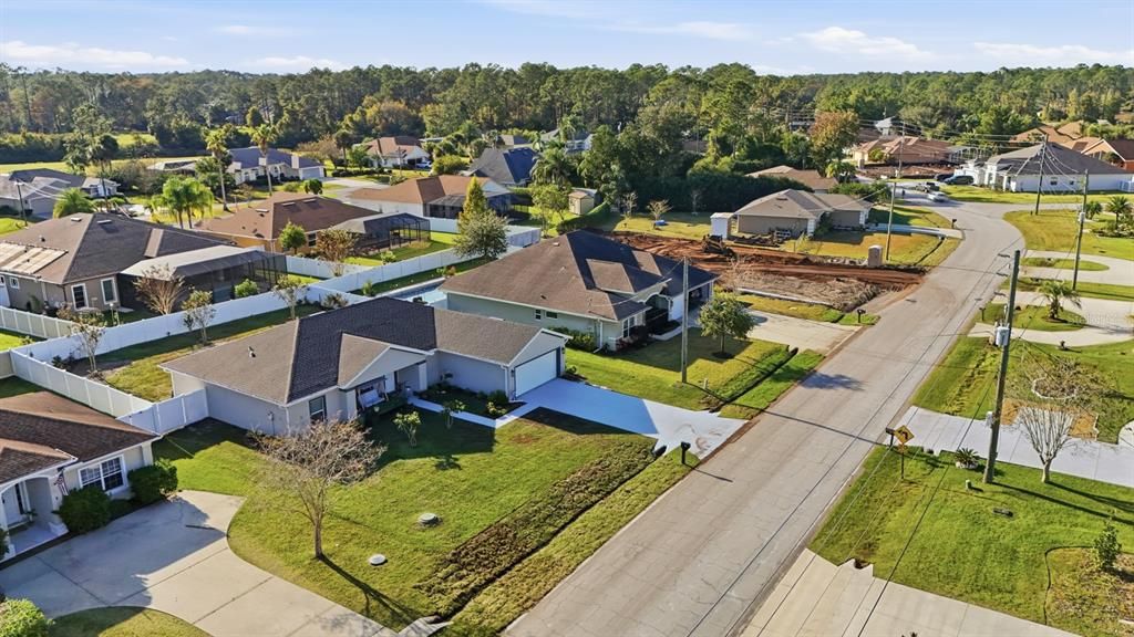 Active With Contract: $339,000 (3 beds, 2 baths, 1721 Square Feet)