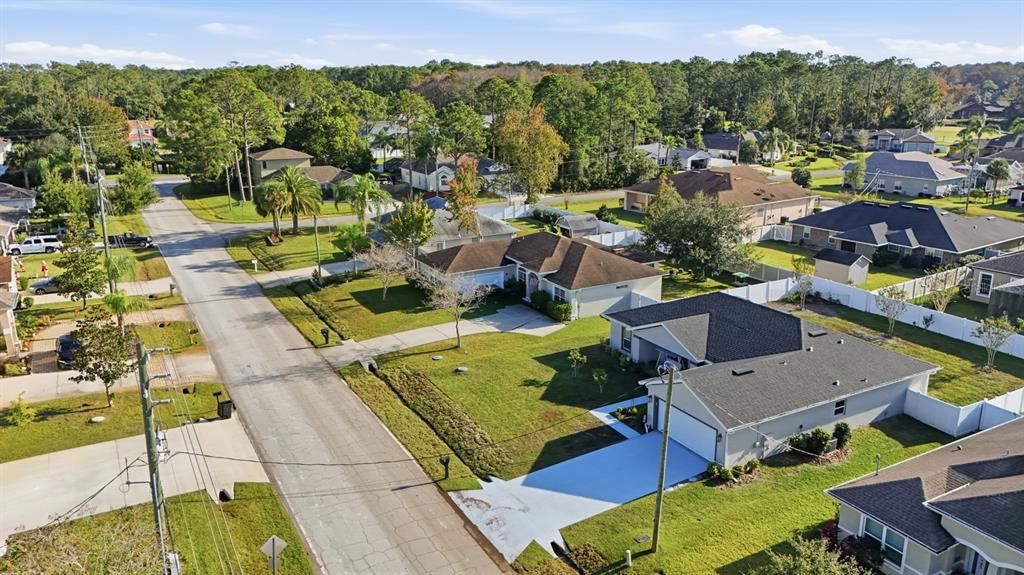 Active With Contract: $339,000 (3 beds, 2 baths, 1721 Square Feet)