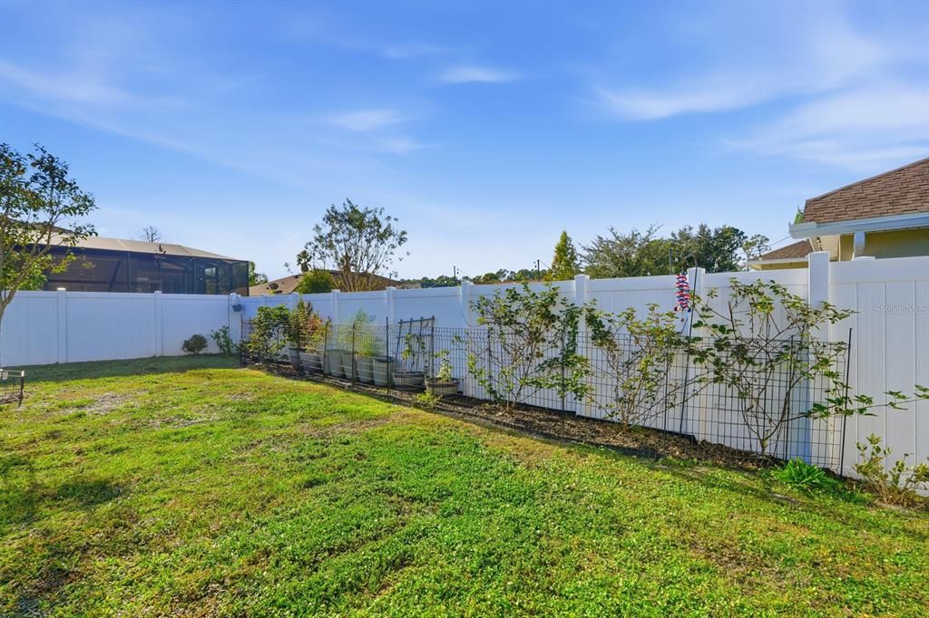 Active With Contract: $339,000 (3 beds, 2 baths, 1721 Square Feet)