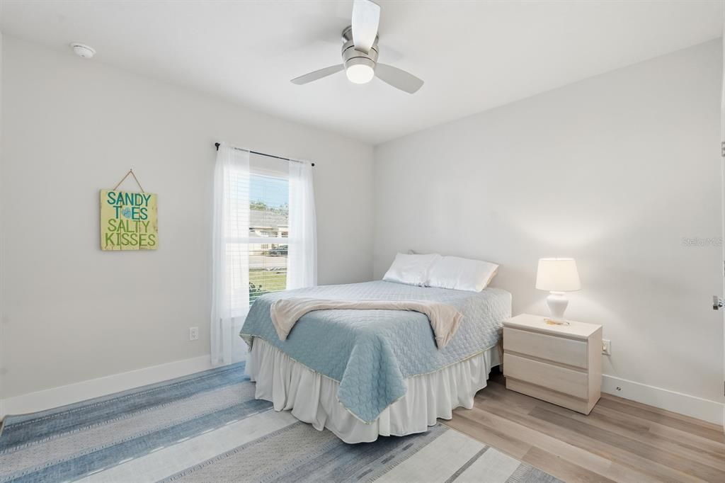 Active With Contract: $339,000 (3 beds, 2 baths, 1721 Square Feet)