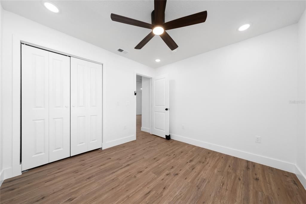 For Sale: $365,000 (4 beds, 3 baths, 1532 Square Feet)