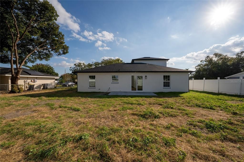 For Sale: $365,000 (4 beds, 3 baths, 1532 Square Feet)