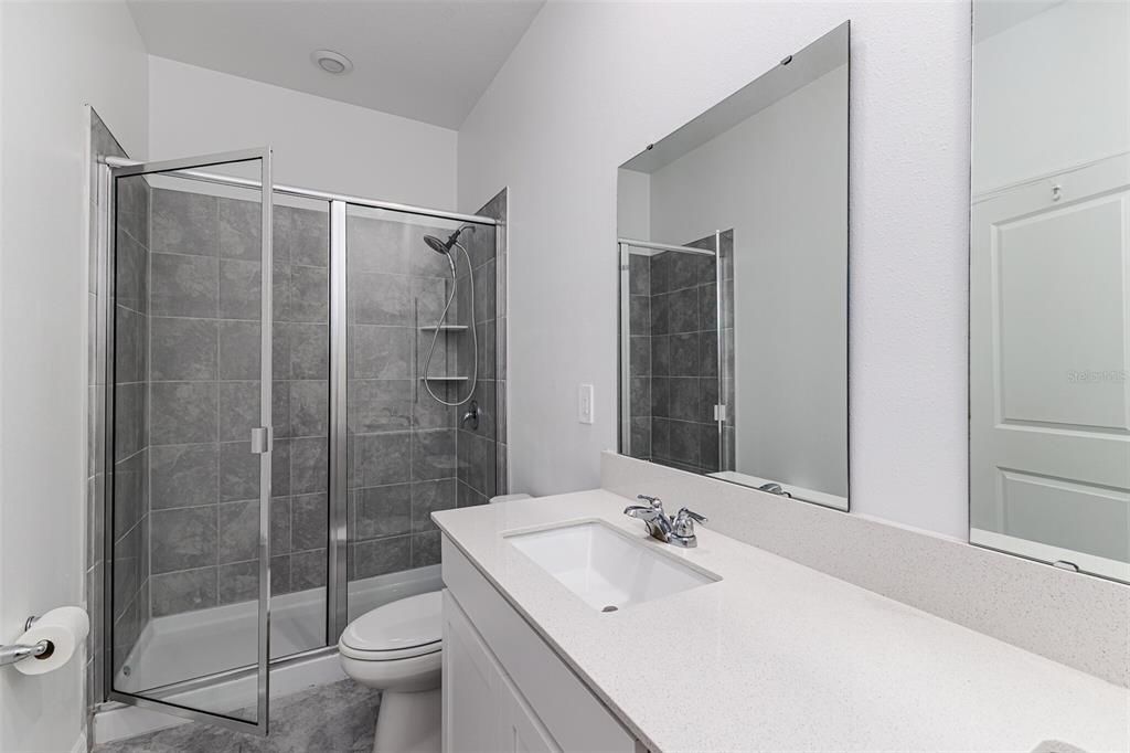 В аренду: $2,170 (4 спален, 3 ванн, 2093 Квадратных фут)