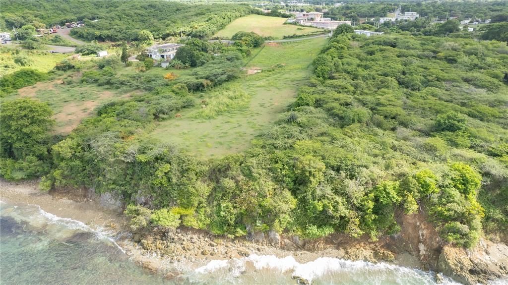 For Sale: $400,000 (0.70 acres)