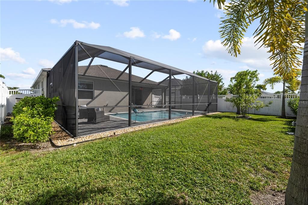 Active With Contract: $438,000 (4 beds, 3 baths, 2027 Square Feet)