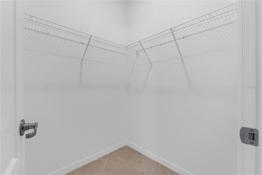 Active With Contract: $438,000 (4 beds, 3 baths, 2027 Square Feet)