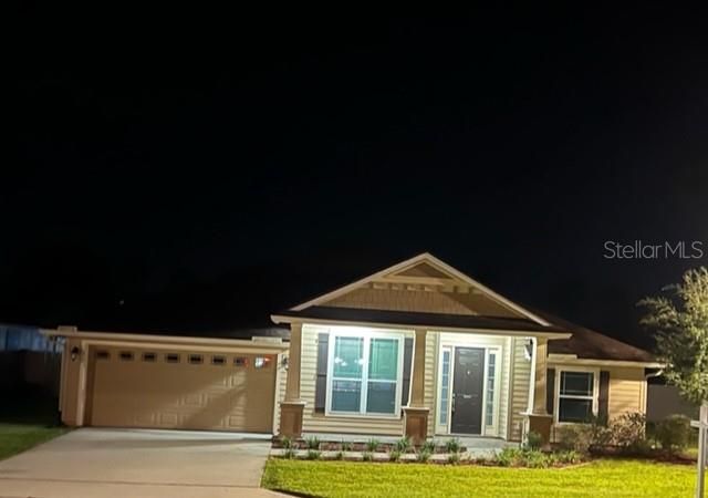 出租: $2,300 (3 贝兹, 2 浴室, 2008 平方英尺)