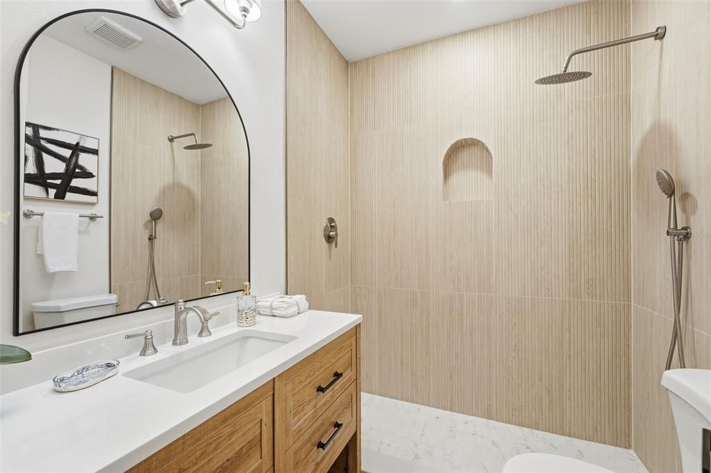 待售: $799,911 (5 贝兹, 3 浴室, 2611 平方英尺)