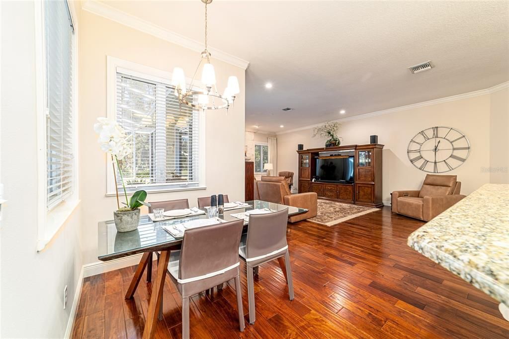 待售: $995,000 (4 贝兹, 3 浴室, 3063 平方英尺)