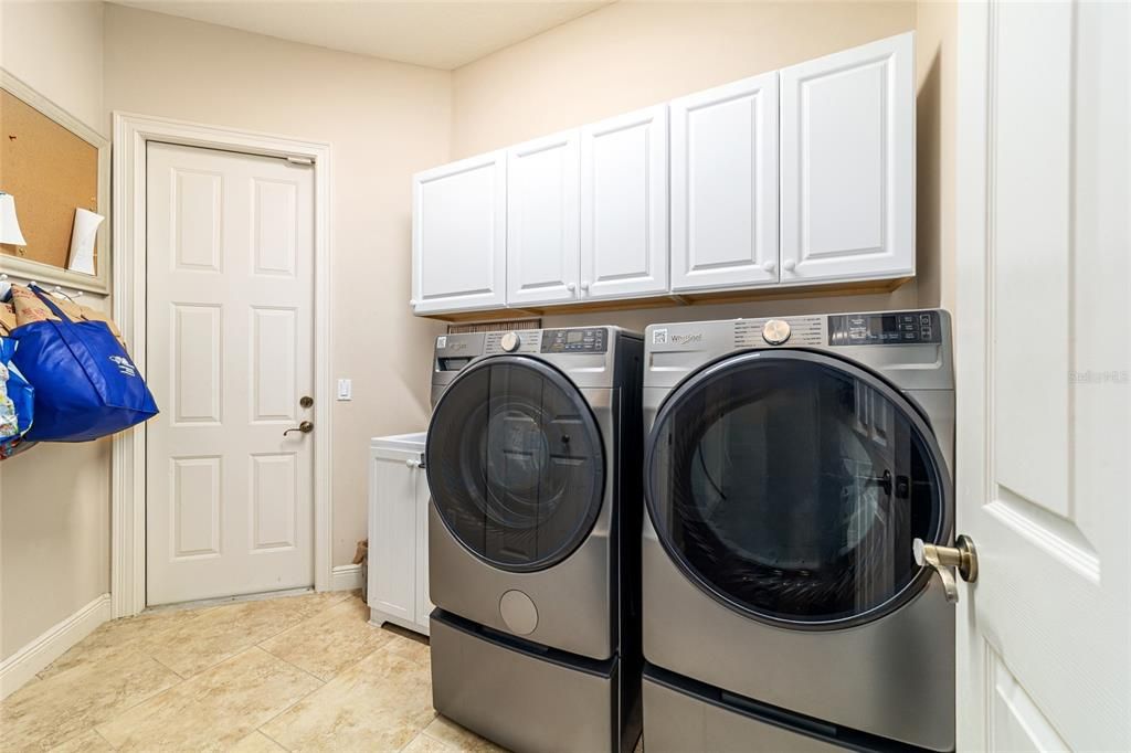 待售: $995,000 (4 贝兹, 3 浴室, 3063 平方英尺)