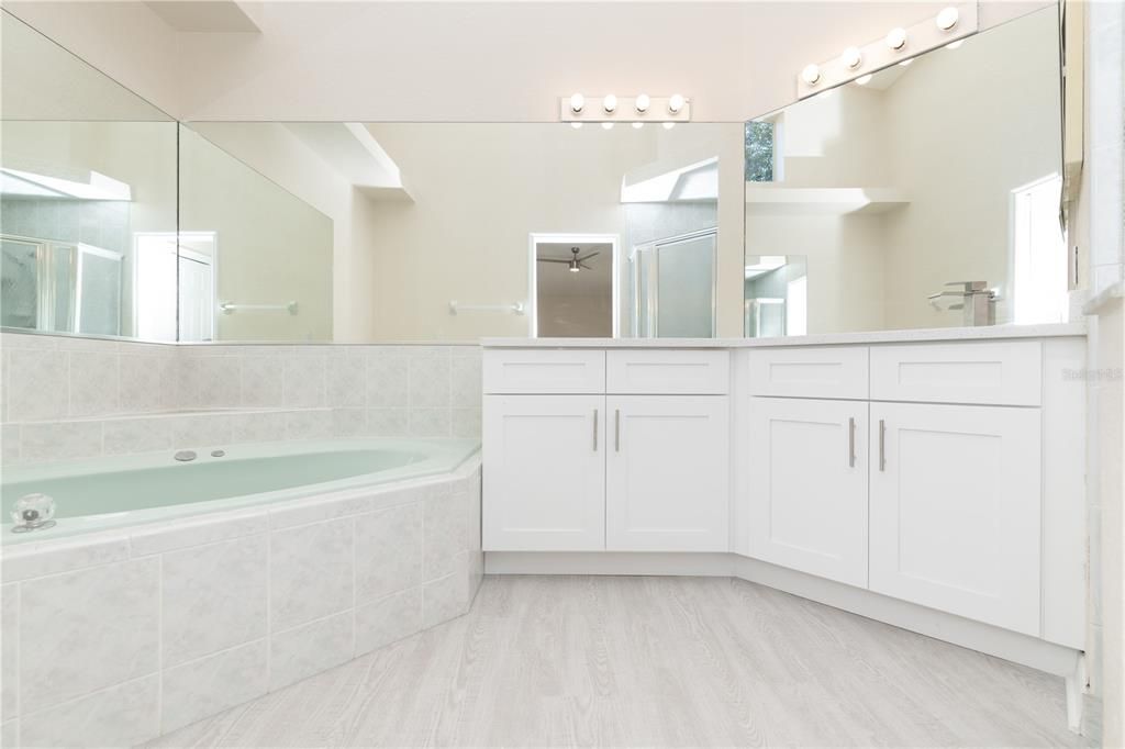 For Sale: $349,000 (3 beds, 2 baths, 1835 Square Feet)