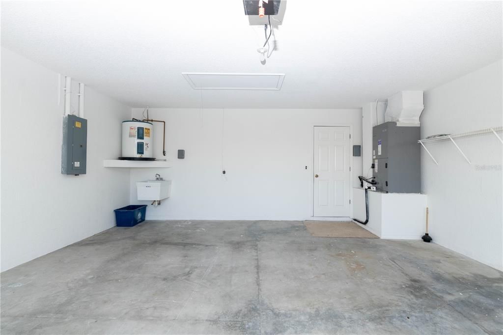 For Sale: $349,000 (3 beds, 2 baths, 1835 Square Feet)