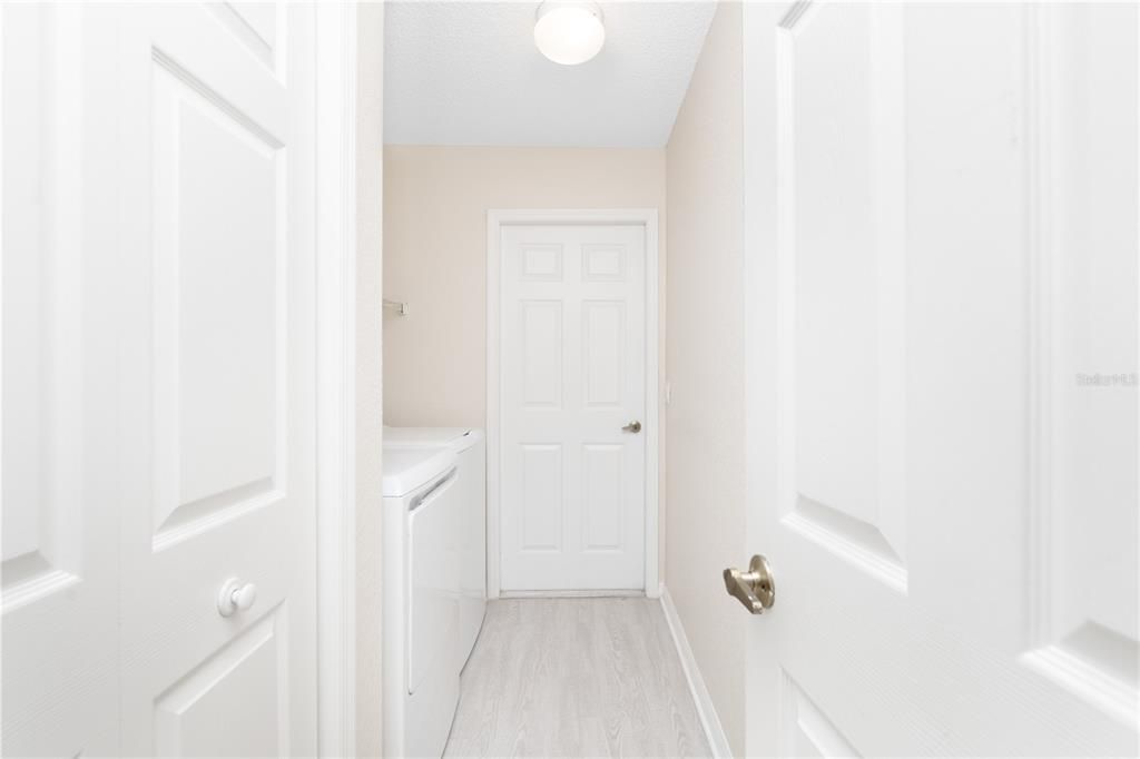 For Sale: $349,000 (3 beds, 2 baths, 1835 Square Feet)