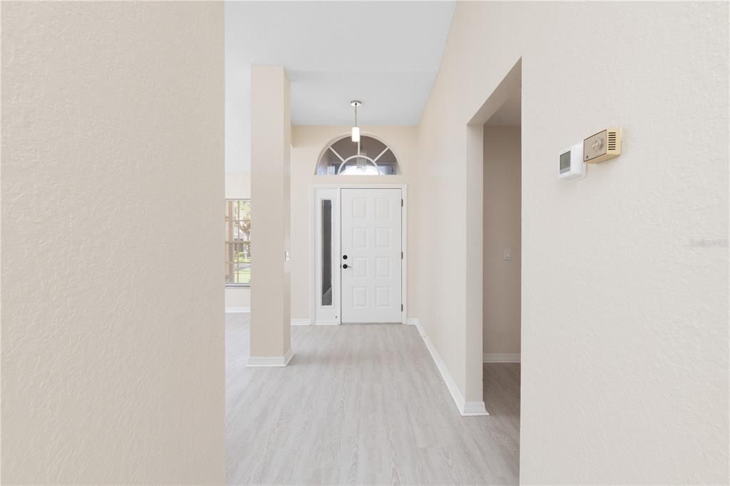 For Sale: $349,000 (3 beds, 2 baths, 1835 Square Feet)