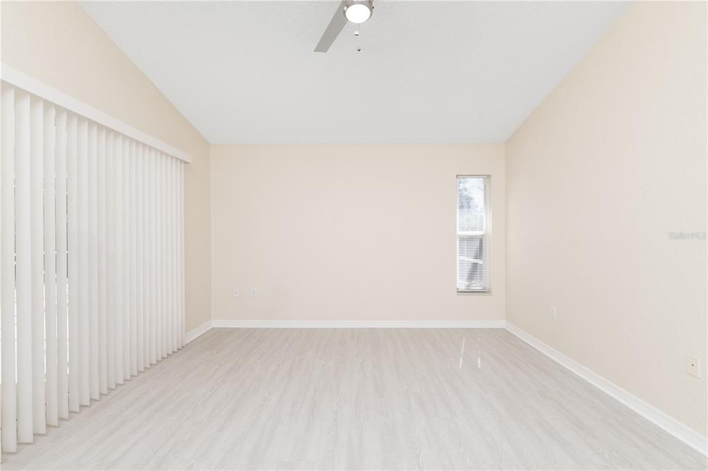 For Sale: $349,000 (3 beds, 2 baths, 1835 Square Feet)