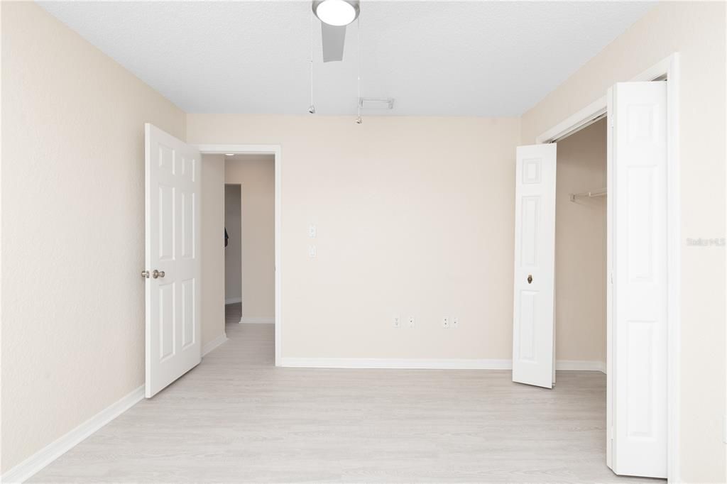 For Sale: $349,000 (3 beds, 2 baths, 1835 Square Feet)