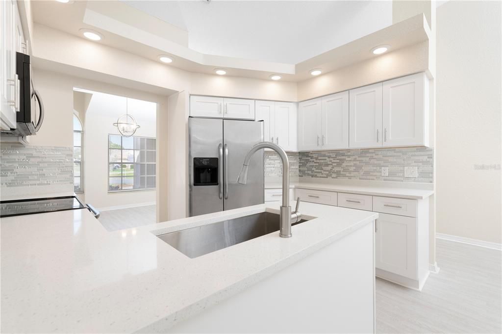 For Sale: $349,000 (3 beds, 2 baths, 1835 Square Feet)