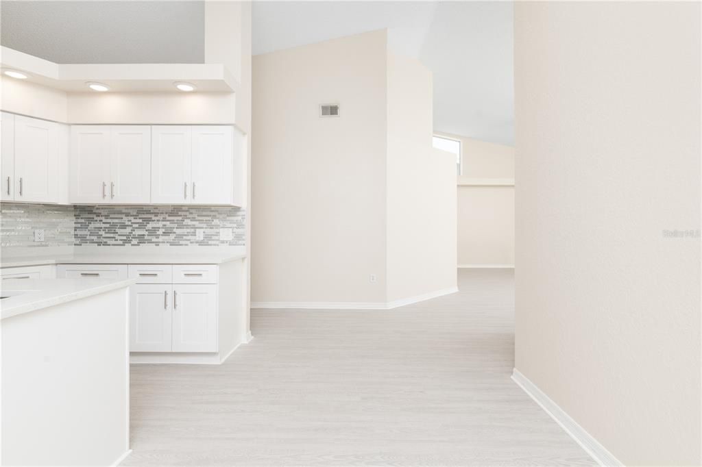 For Sale: $349,000 (3 beds, 2 baths, 1835 Square Feet)