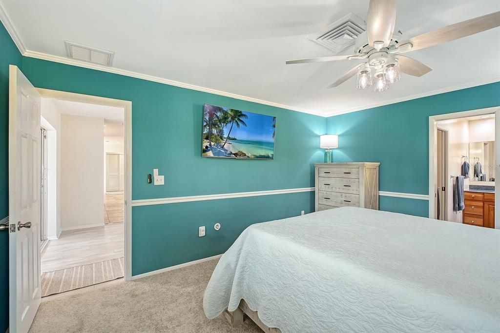 For Sale: $498,500 (2 beds, 2 baths, 1816 Square Feet)