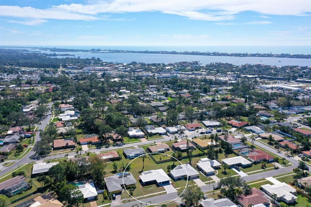 For Sale: $498,500 (2 beds, 2 baths, 1816 Square Feet)