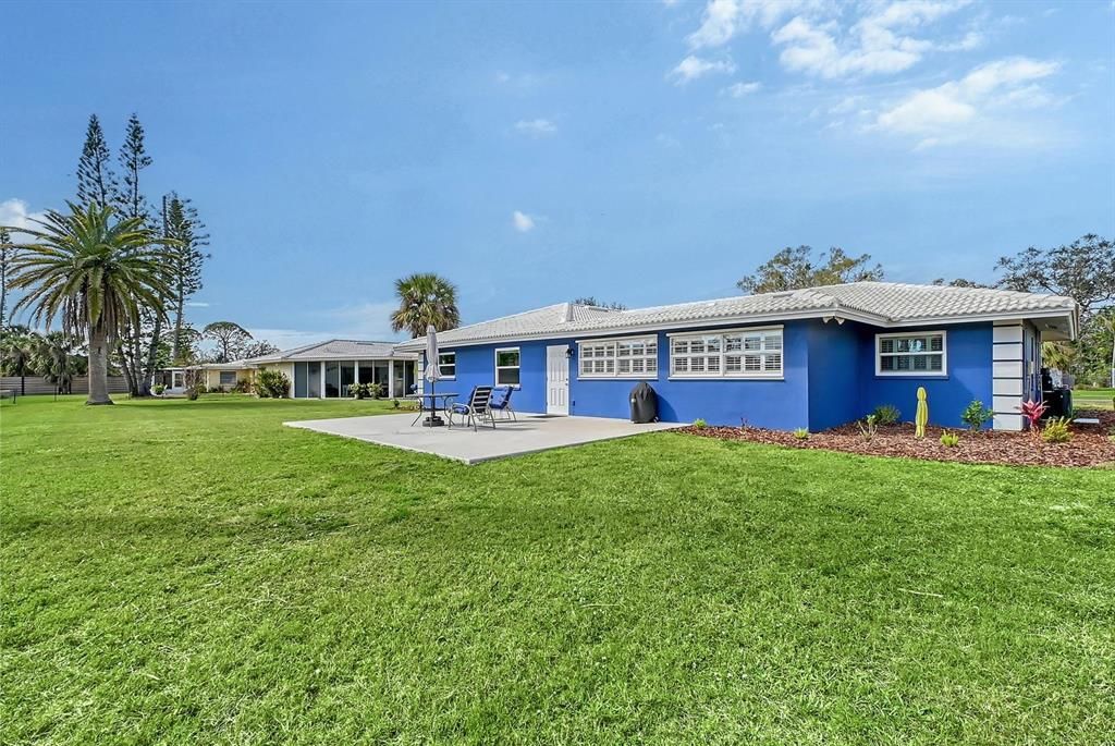 For Sale: $498,500 (2 beds, 2 baths, 1816 Square Feet)