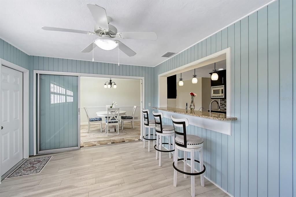 For Sale: $498,500 (2 beds, 2 baths, 1816 Square Feet)