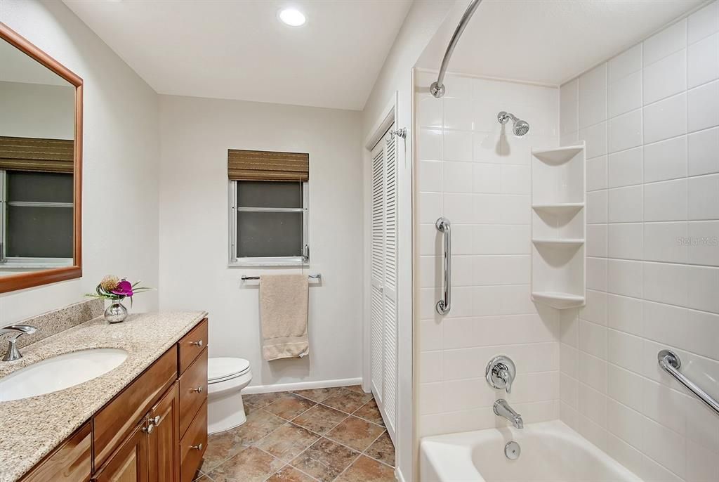 For Sale: $498,500 (2 beds, 2 baths, 1816 Square Feet)