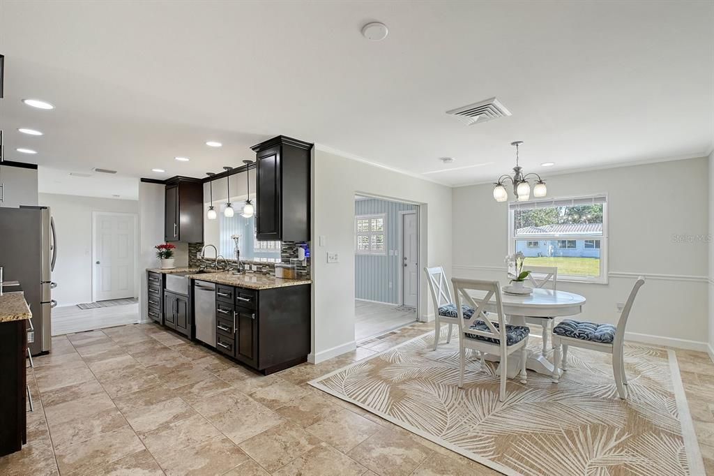 For Sale: $498,500 (2 beds, 2 baths, 1816 Square Feet)