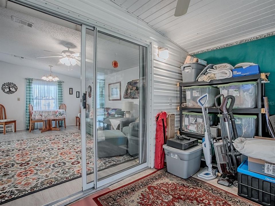 For Sale: $135,247 (2 beds, 2 baths, 850 Square Feet)