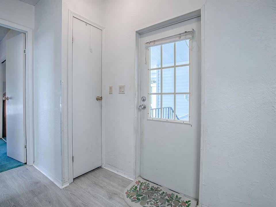 For Sale: $135,247 (2 beds, 2 baths, 850 Square Feet)