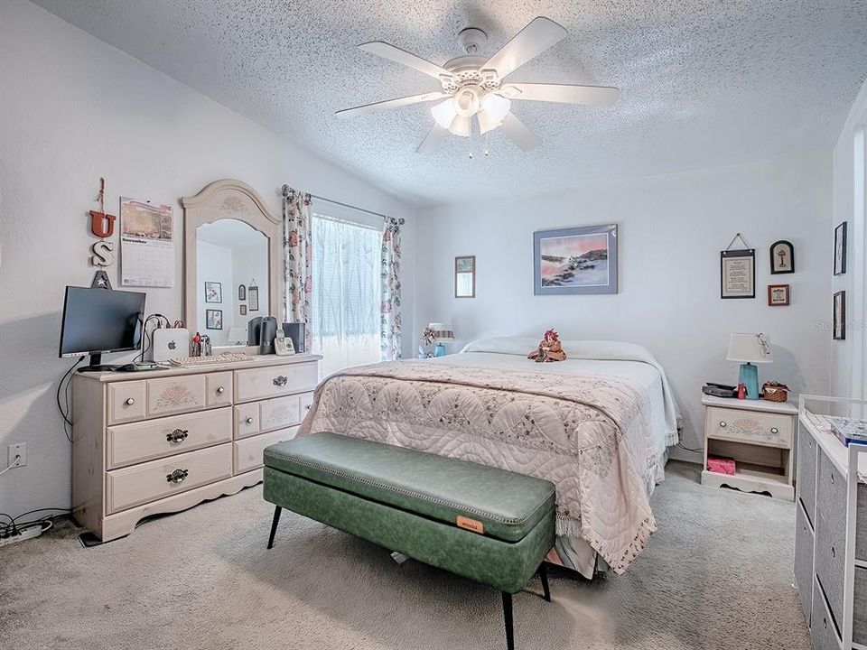 For Sale: $135,247 (2 beds, 2 baths, 850 Square Feet)