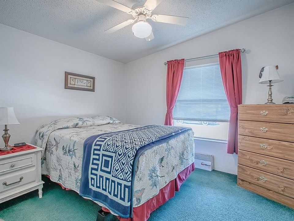 For Sale: $135,247 (2 beds, 2 baths, 850 Square Feet)