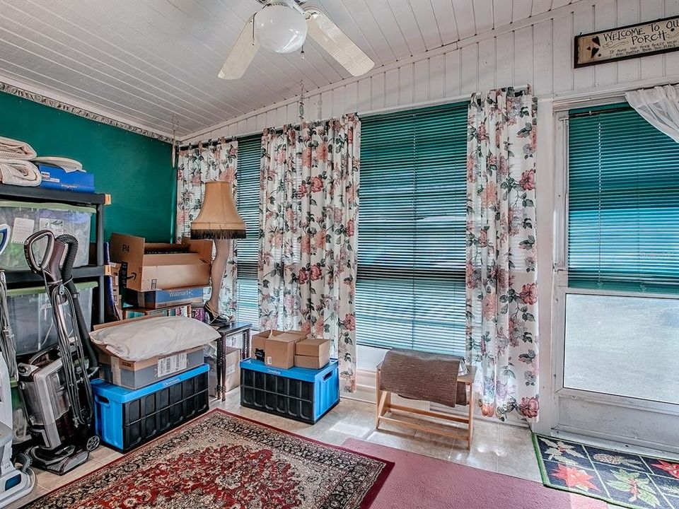 For Sale: $135,247 (2 beds, 2 baths, 850 Square Feet)