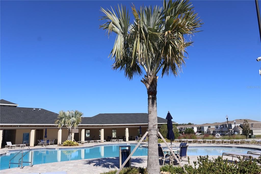 В аренду: $2,400 (4 спален, 2 ванн, 2325 Квадратных фут)